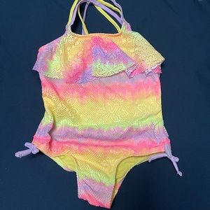 Girls one piece bathing suit